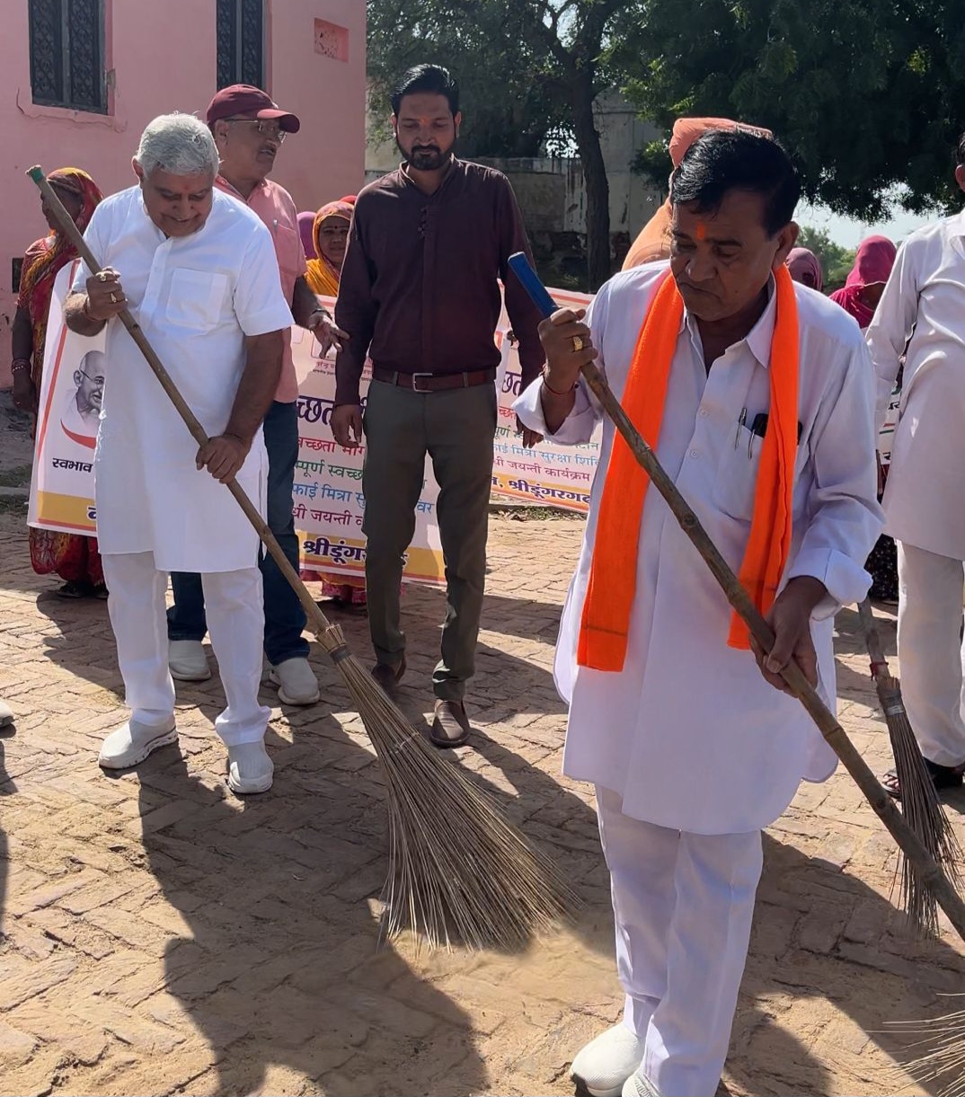 स्वच्छता ही सेवा पखवाड़ा का हुआ शुभारंभ, विधायक ताराचंद सारस्वत ने झाड़ू लगाकर की शुरुआत