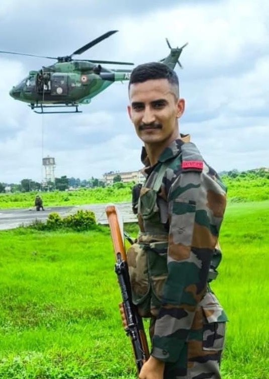 स्वतंत्रता दिवस से पहले सड़क हादसे में अग्निवीर राकेश की मौत, सैन्य सम्मान से अंतिम संस्कार की मांग